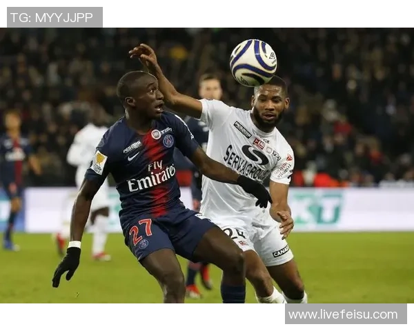 亚眠与摩纳哥对决前瞻分析双方状态及战术布局详解