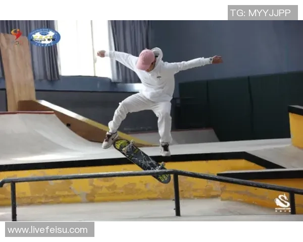 南京街舞队在滑板精英赛中以89分稳居积分榜首位